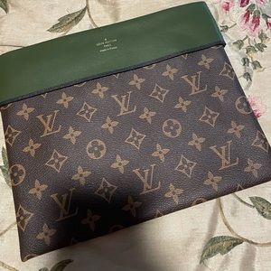 Louis Vuitton clutch